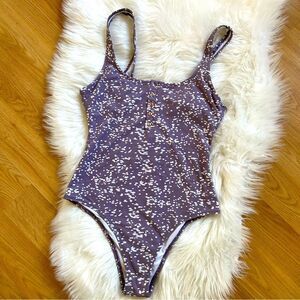 Raisins One Piece Swimsuit Swimwear Purple Size Medium